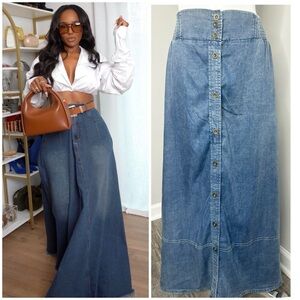CATO Denim Maxi Skirt W/ Button - 18/20-preloved